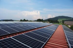 Impianto solare su tetto capannone a Rivoli